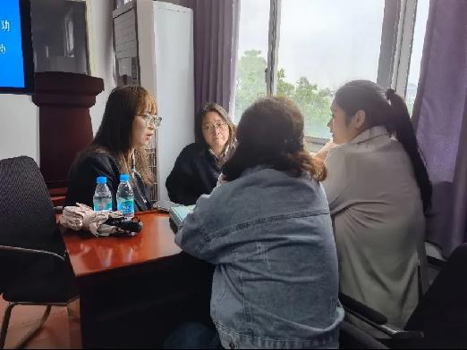 班主任与家长交流2