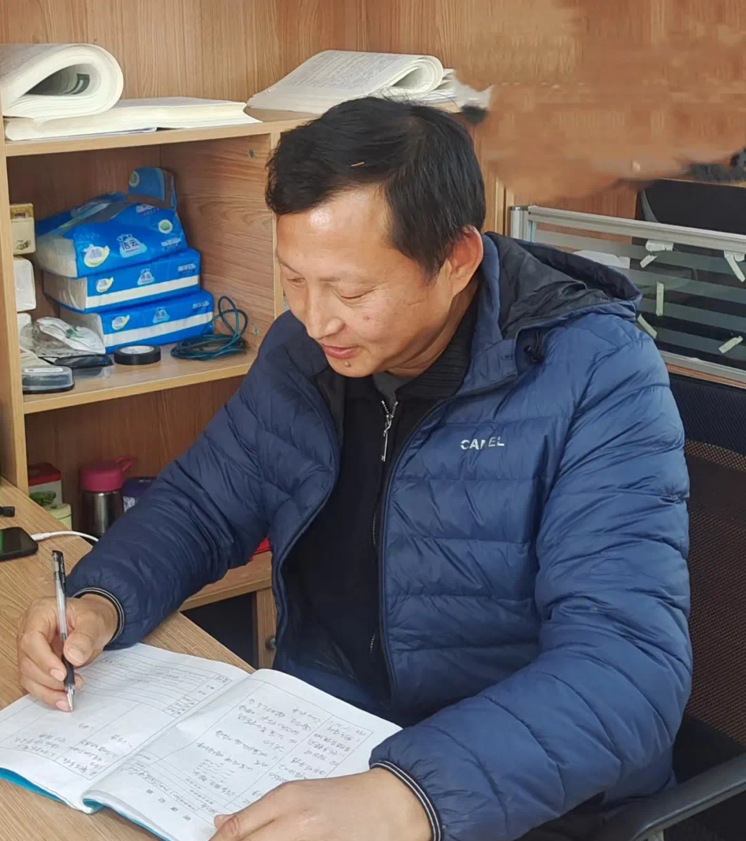 李劲柏